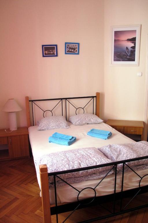 Colors Guest House Budapest Βουδαπέστη Δωμάτιο φωτογραφία